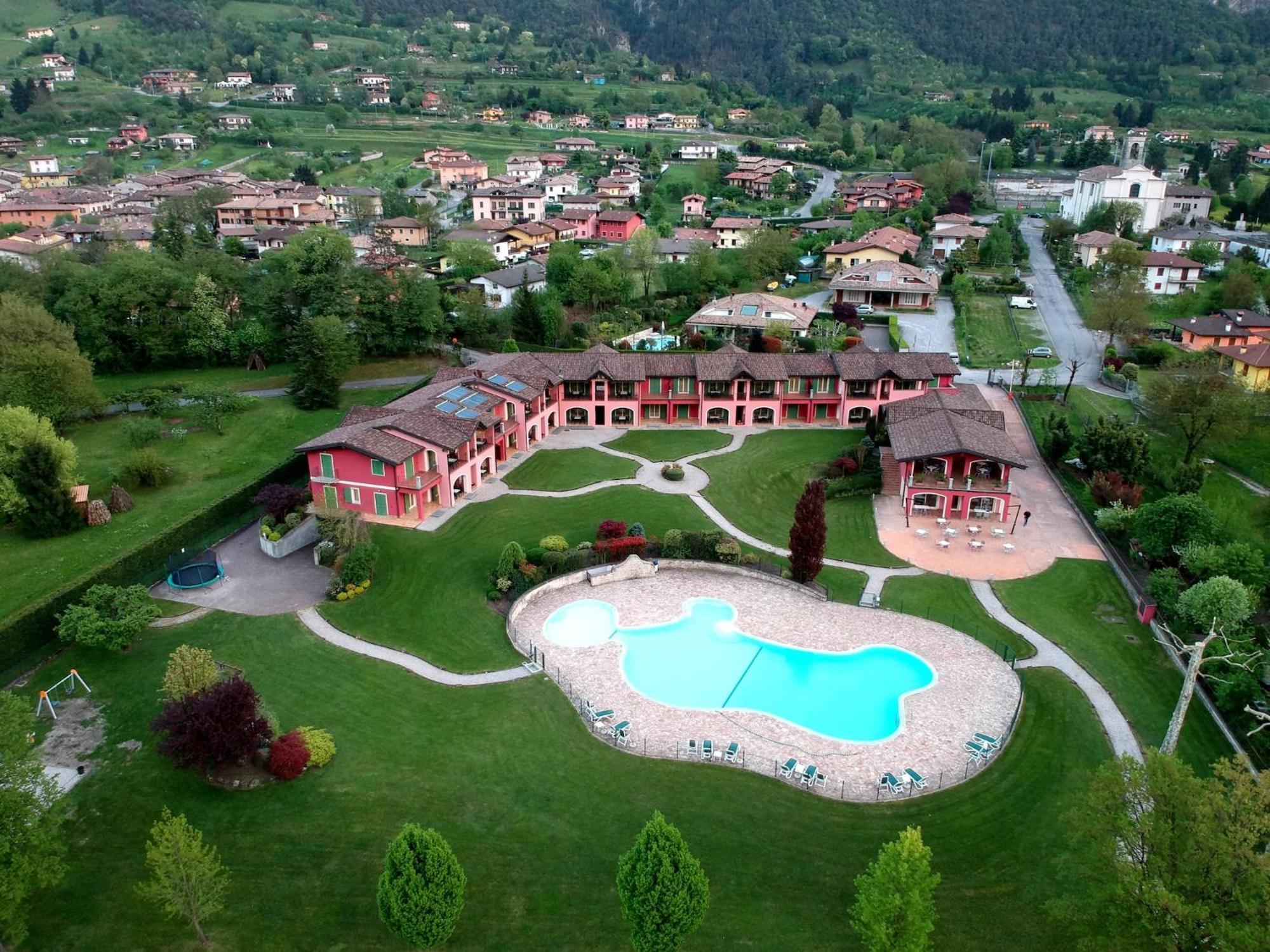 Spacious Apartment In Idro With Shared Pool Crone Εξωτερικό φωτογραφία