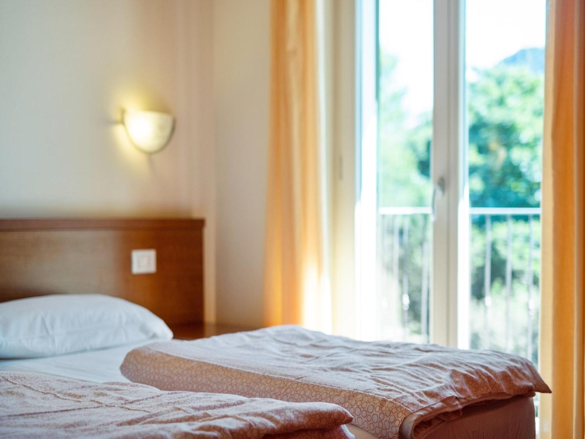 Spacious Apartment In Idro With Shared Pool Crone Εξωτερικό φωτογραφία