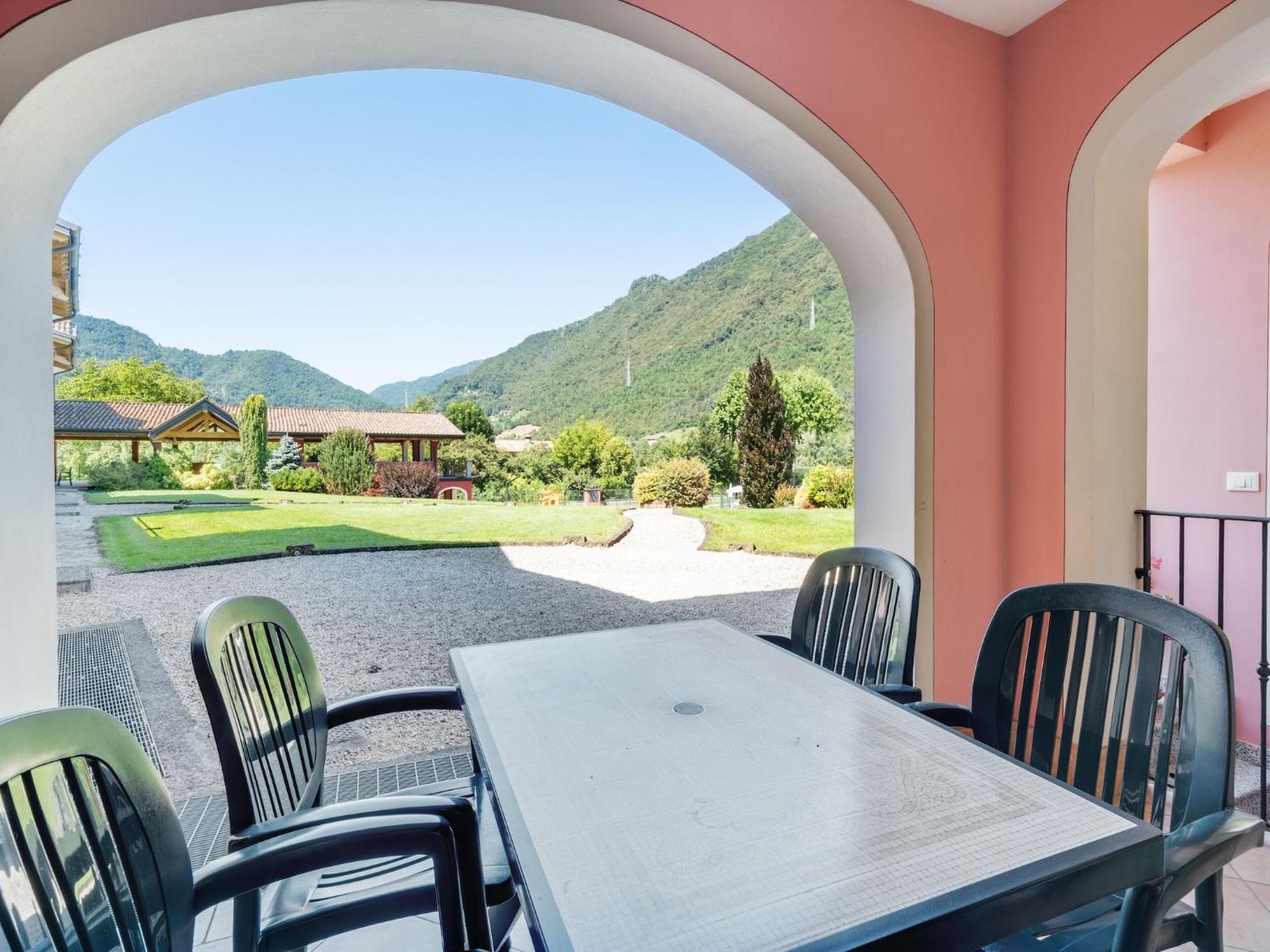 Spacious Apartment In Idro With Shared Pool Crone Εξωτερικό φωτογραφία